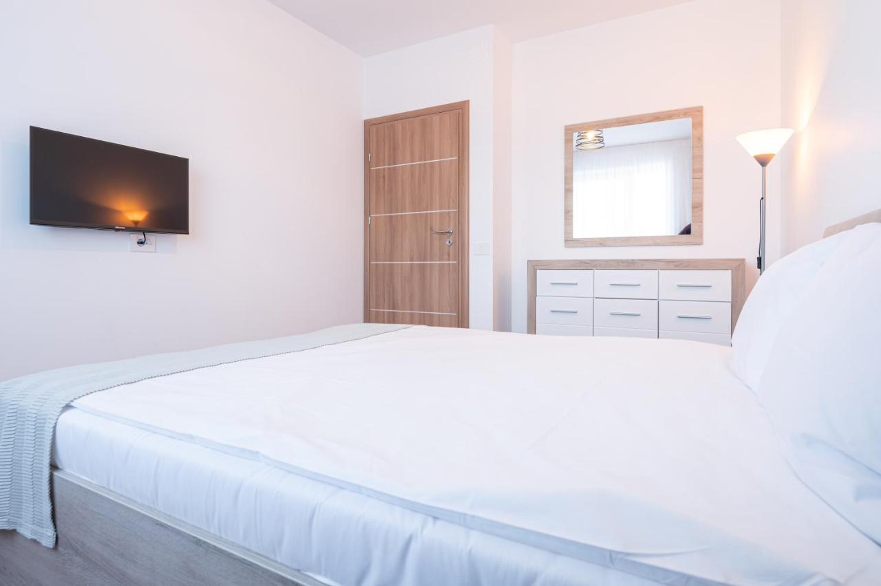 Serene Flat Apartman Nagyvárad Kültér fotó