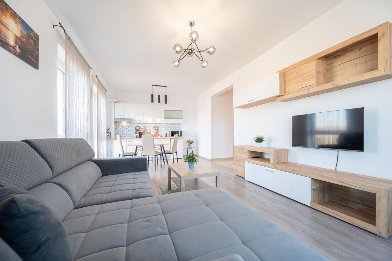Serene Flat Apartman Nagyvárad Kültér fotó