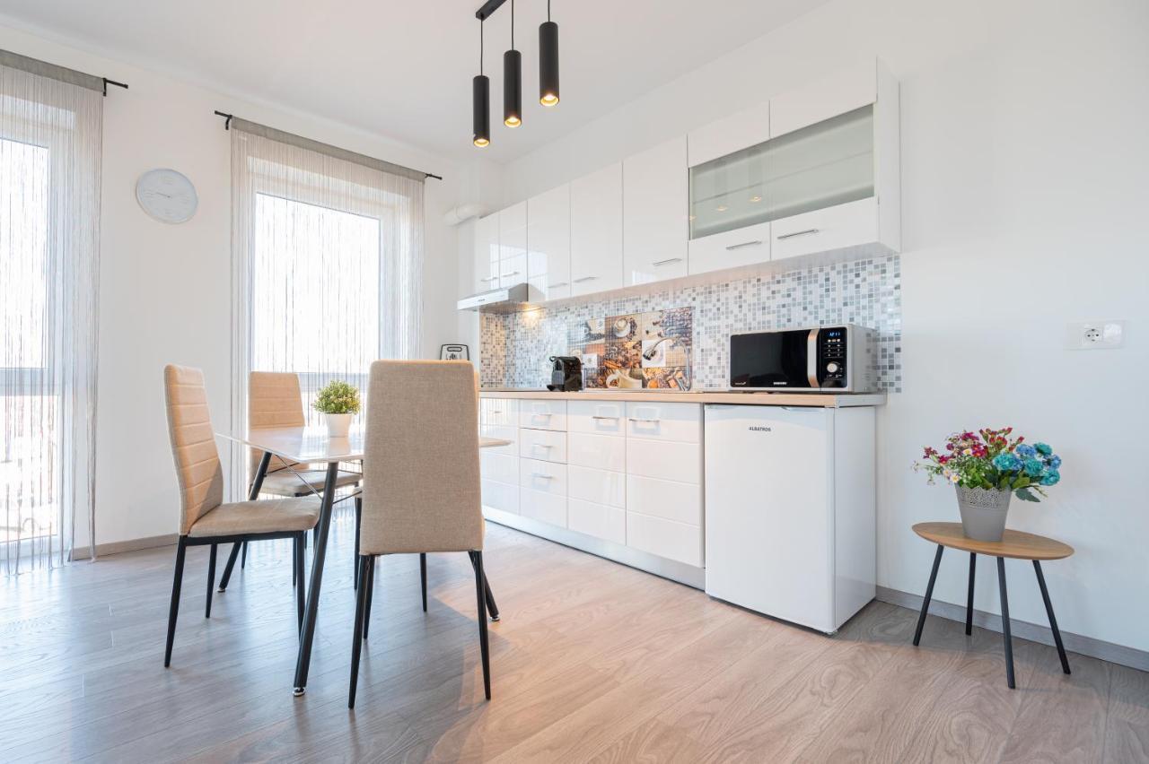 Serene Flat Apartman Nagyvárad Kültér fotó