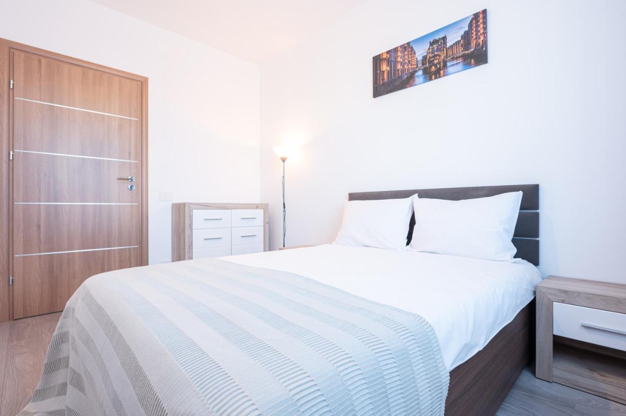 Serene Flat Apartman Nagyvárad Kültér fotó