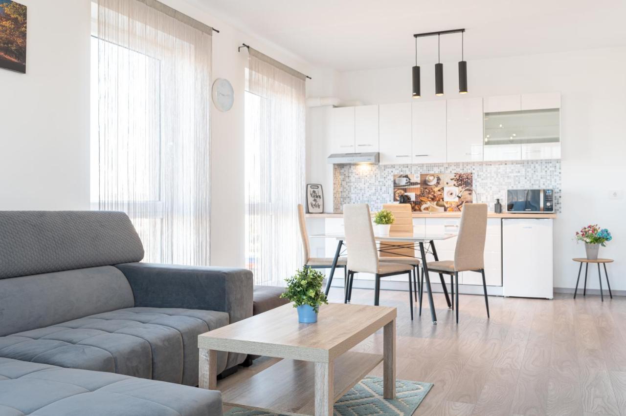 Serene Flat Apartman Nagyvárad Kültér fotó